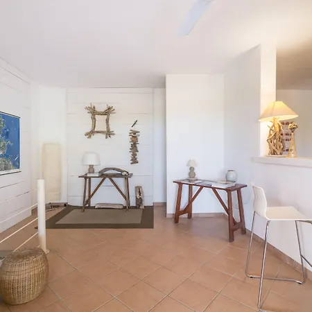 Costa Ruja Apart Otel Portisco