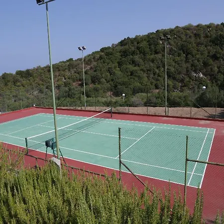 Ξενοδοχείο με διαμερίσματα Costa Ruja Portisco
