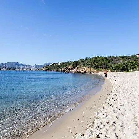 Aparthotel Costa Ruja Portisco