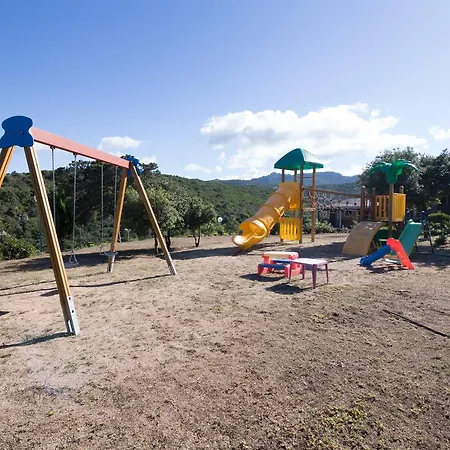 Costa Ruja Aparthotel