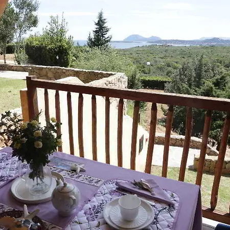 Costa Ruja Apart Otel 3*