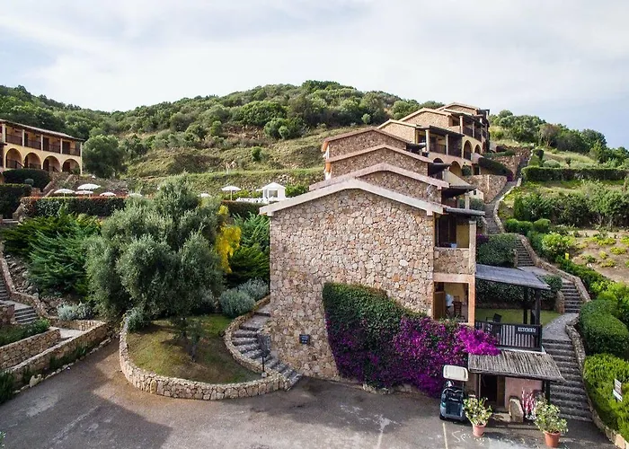 Costa Ruja Apartmanhotel 3*