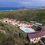 Costa Ruja Aparthotel