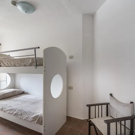Costa Ruja Aparthotel