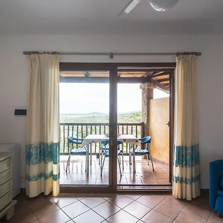 Aparthotel Costa Ruja