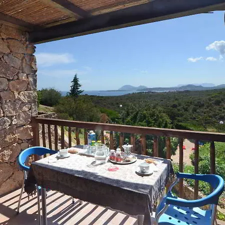 Aparthotel Costa Ruja