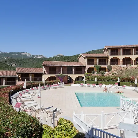 Costa Ruja Aparthotel