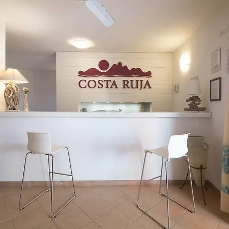 Costa Ruja Aparthotel 3*