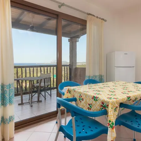 Costa Ruja Aparthotel 3*